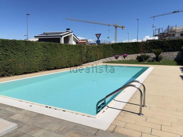 Appartamento in affitto di 79 m² in Via Dottor Mario Massagrande, 36