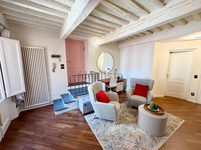 Appartamento in affitto di 79 m² in Via Fillungo