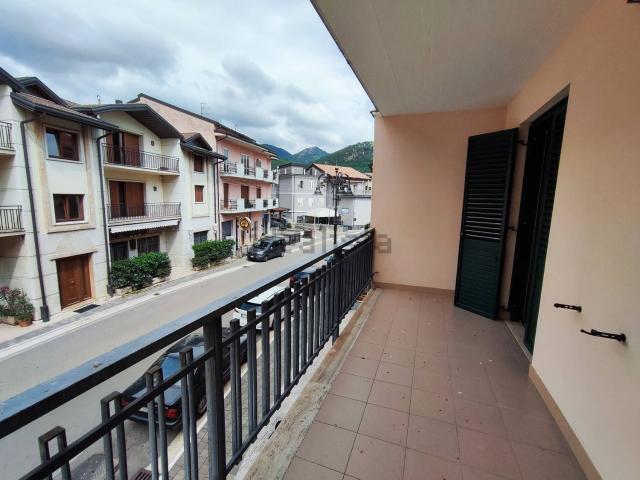 Appartamento in affitto di 79 m² in Via Michelangelo Cianciulli, 75