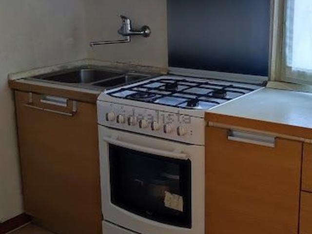 Appartamento in affitto di 83 m² in Via Avogari, 3
