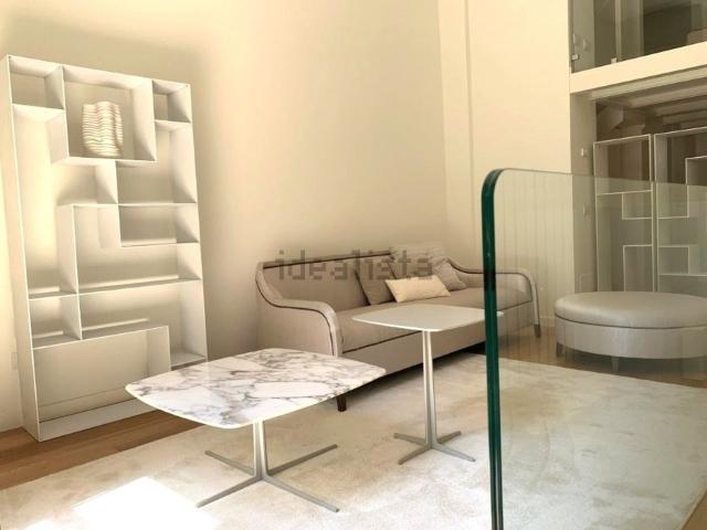 Appartamento in affitto di 83 m² in Via Fabio Filzi