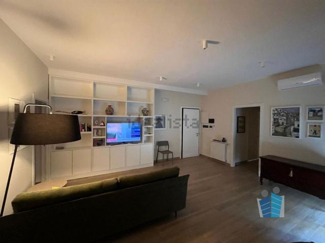 Appartamento in affitto di 83 m² in Via Giuseppe Zanardelli, 40