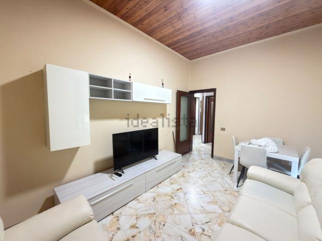 Appartamento in affitto di 83 m² in Via Lago di Nicito