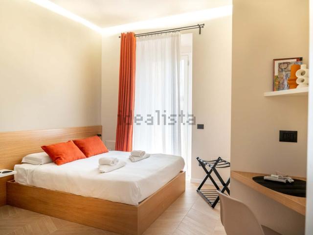 Appartamento in affitto di 83 m² in Via Luca della Robbia, 19