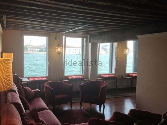 Appartamento in affitto di 80 m² in Fondamenta Ponte Piccolo, 321