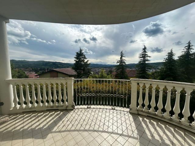 Appartamento in affitto di 80 m² in Strada della Noccioleta, 35