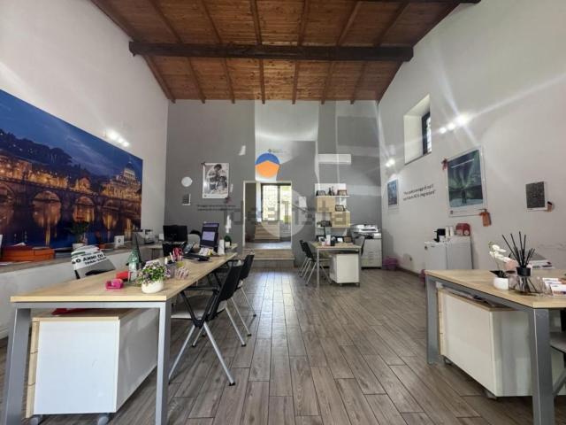 Appartamento in affitto di 80 m² in Via 25 Ottobre
