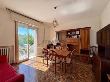 Appartamento in affitto di 80 m² in Via Trario