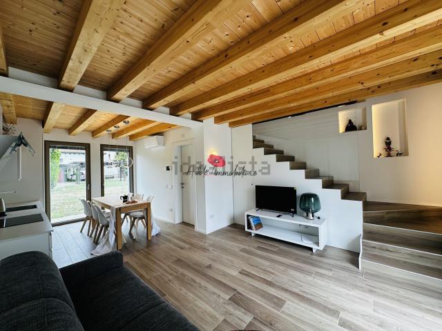Appartamento in affitto di 80 m² in Via Trezzo di Carpenedo