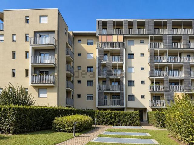 Appartamento in affitto di 80 m² in Via TRENTO, 43