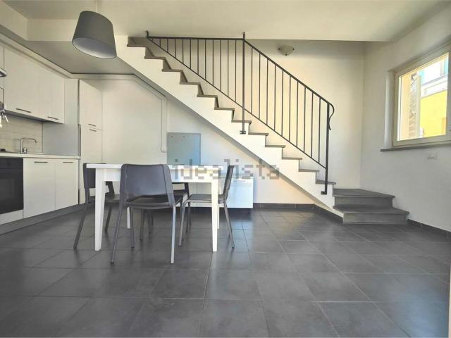 Appartamento in affitto di 80 m² in Via Vecchia Pesciatina, 560