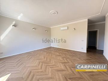 Appartamento in affitto di 80 m² in Via Adria, 10