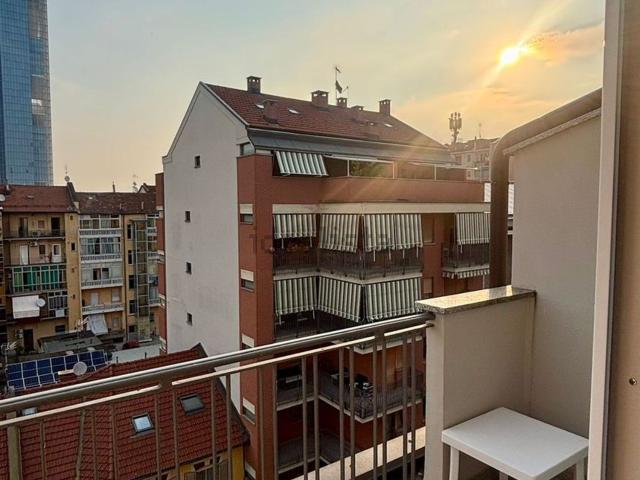 Appartamento in affitto di 80 m² in Via Alessandria, 8