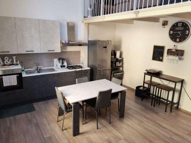 Appartamento in affitto di 80 m² in Via Aurelio Saffi, 2