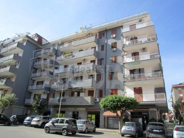 Appartamento in affitto di 80 m² in Via Bernardino Telesio, 34