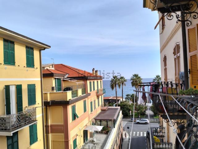 Appartamento in affitto di 80 m² in Via Buranello