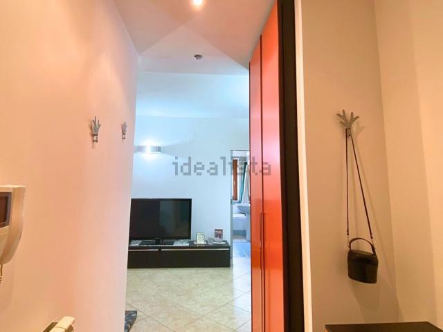 Appartamento in affitto di 80 m² in Via C.B. Cavour