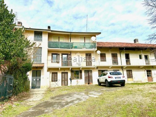 Appartamento in affitto di 80 m² in Via Castello, 22