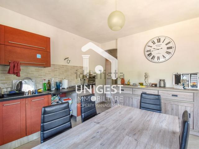 Appartamento in affitto di 80 m² in Via Cavallotta, 13