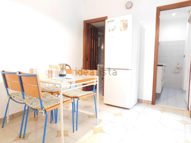 Appartamento in affitto di 80 m² in Via Chiaia, 175