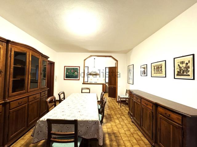 Appartamento in affitto di 80 m² in Via Chiesa, 1