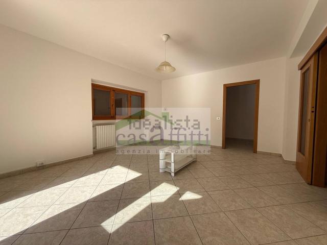 Appartamento in affitto di 80 m² in Via Chieti, 27