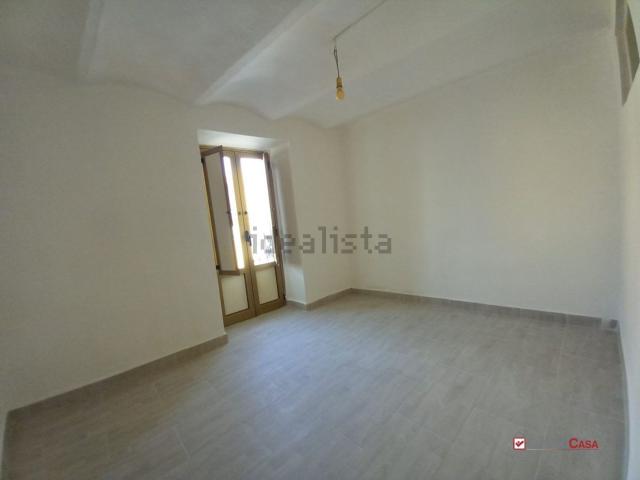 Appartamento in affitto di 80 m² in Via Consolare Valeria, 230