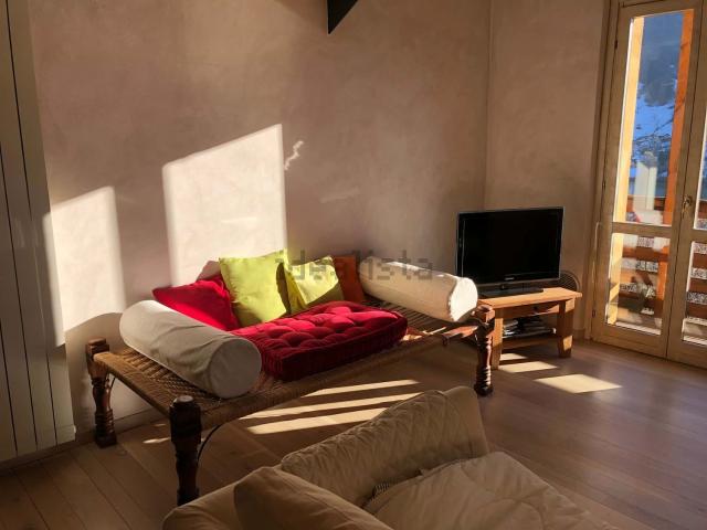 Appartamento in affitto di 80 m² in Via Crescenzi, 520