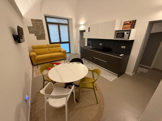 Appartamento in affitto di 80 m² in Via dei Manassei, 12