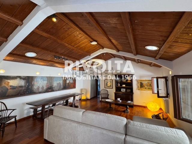 Appartamento in affitto di 80 m² in Via dei SS. Quattro