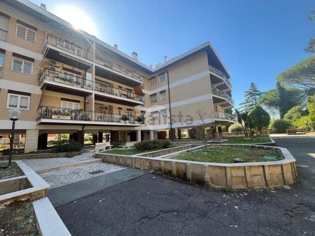 Appartamento in affitto di 80 m² in Via del Casale Santarelli, 105
