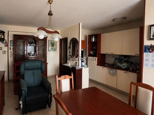 Appartamento in affitto di 80 m² in Via DEL BARRACANO