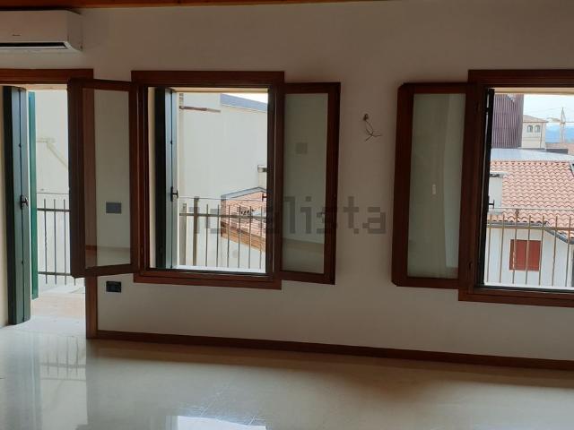 Appartamento in affitto di 80 m² in Via del Museo