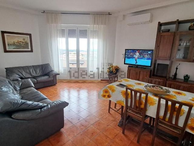 Appartamento in affitto di 80 m² in Via del Partigiano