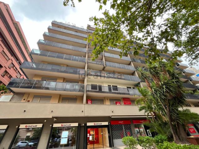 Appartamento in affitto di 80 m² in Via della Libertà, 171