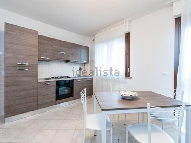 Appartamento in affitto di 80 m² in Via delle Torri