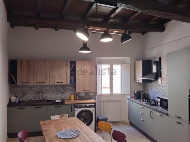 Appartamento in affitto di 80 m² in Via delle Serre