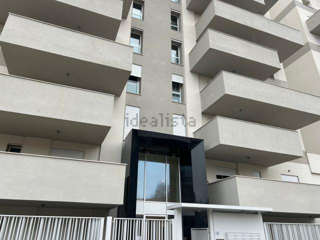 Appartamento in affitto di 80 m² in Via Ettore Nadalini, 6