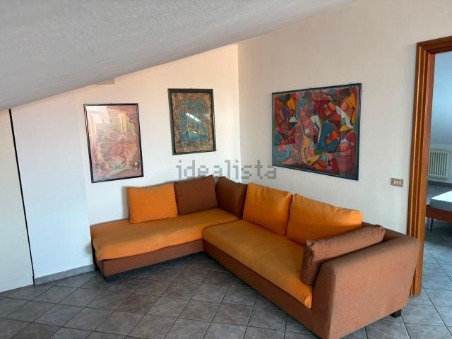 Appartamento in affitto di 80 m² in Via Eugenio Cantoni