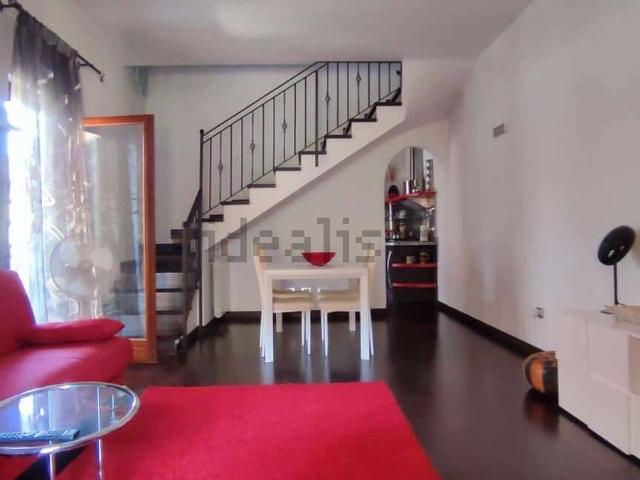 Appartamento in affitto di 80 m² in Via Felice Caronni, 52