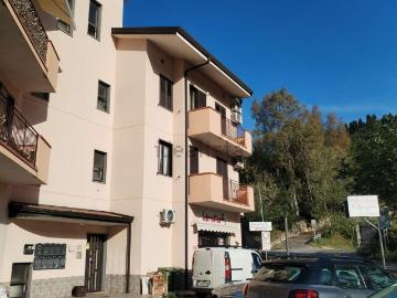 Appartamento in affitto di 80 m² in Via Ferrara, 99