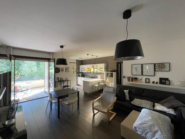 Appartamento in affitto di 80 m² in Via Firenze