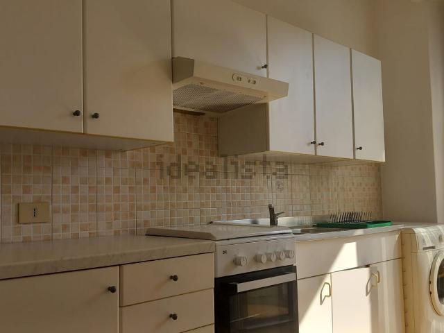 Appartamento in affitto di 80 m² in Via Fratelli Cairoli, 45