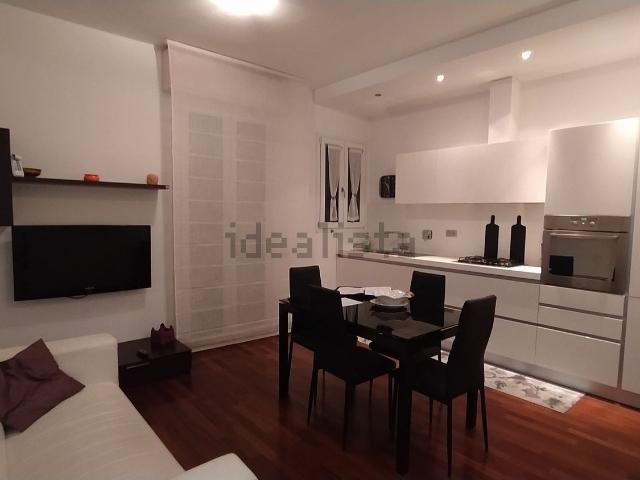 Appartamento in affitto di 80 m² in Via Franco Alfano