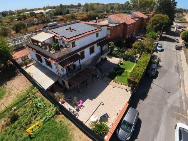 Appartamento in affitto di 80 m² in Via Francesco Fogolla