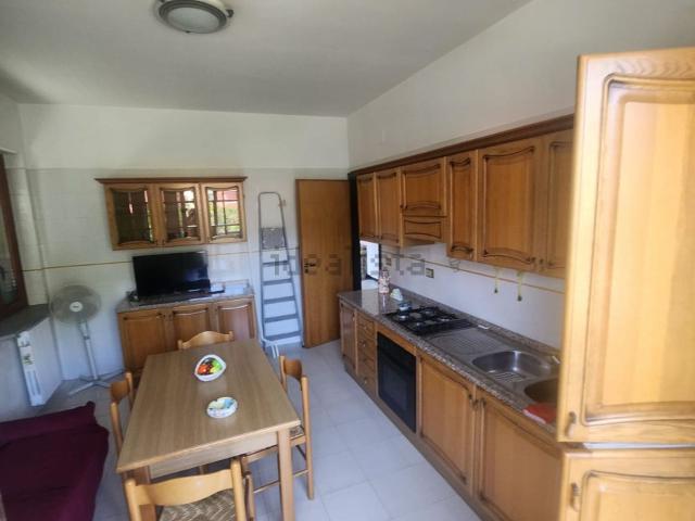 Appartamento in affitto di 80 m² in Via Generale Pasquale Tenga