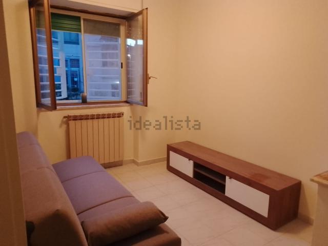 Appartamento in affitto di 80 m² in Via Gennaro Tescione