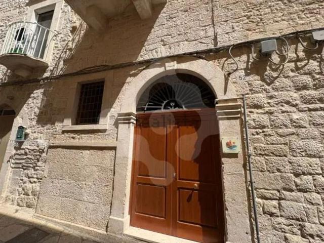Appartamento in affitto di 80 m² in Via Gelso