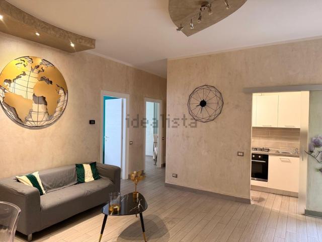 Appartamento in affitto di 80 m² in Via Giovanni Pascoli