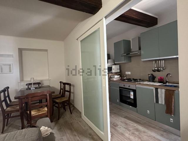 Appartamento in affitto di 80 m² in Via Giuseppe Barbaroux, 10